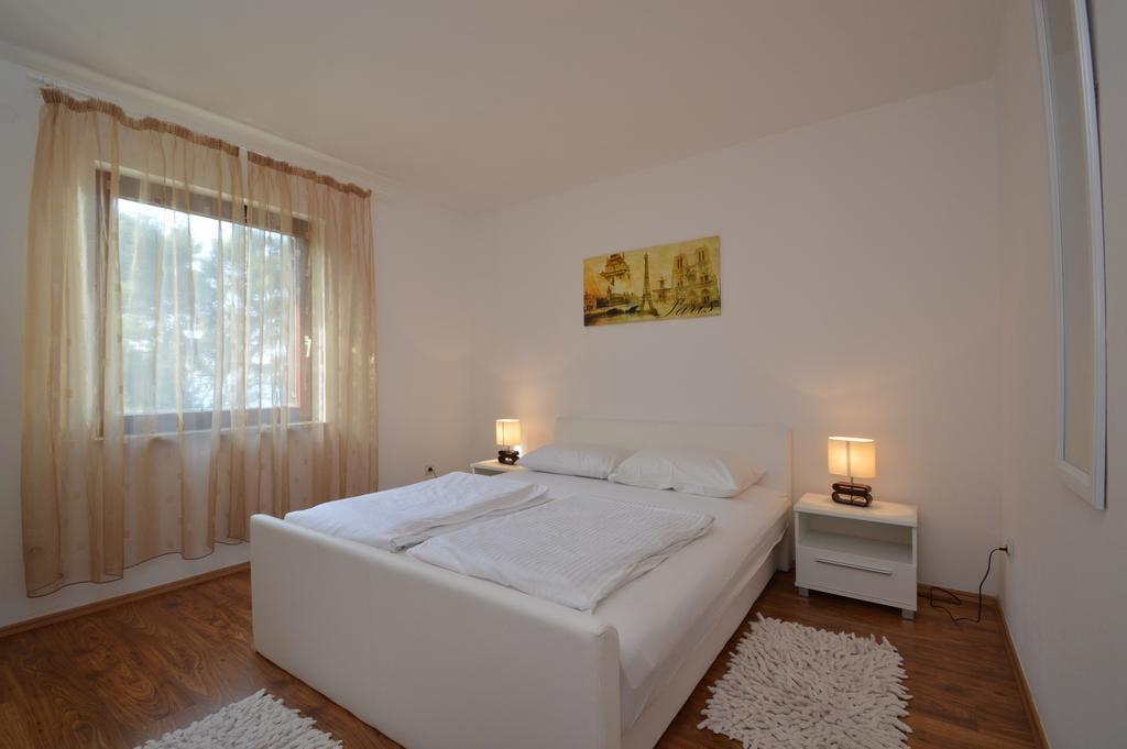 Apartment Vita Mali Losinj Bagian luar foto