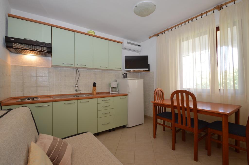 Apartment Vita Mali Losinj Bagian luar foto