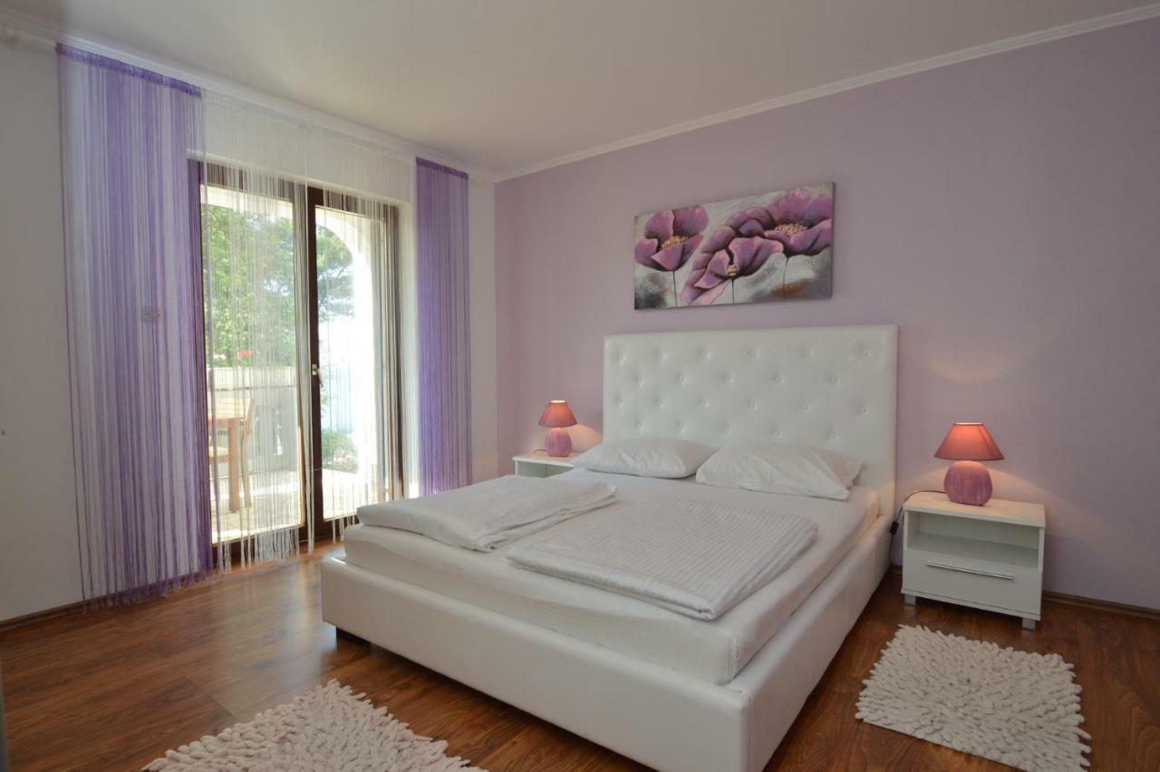 Apartment Vita Mali Losinj Bagian luar foto
