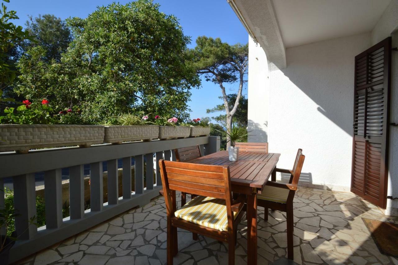 Apartment Vita Mali Losinj Bagian luar foto